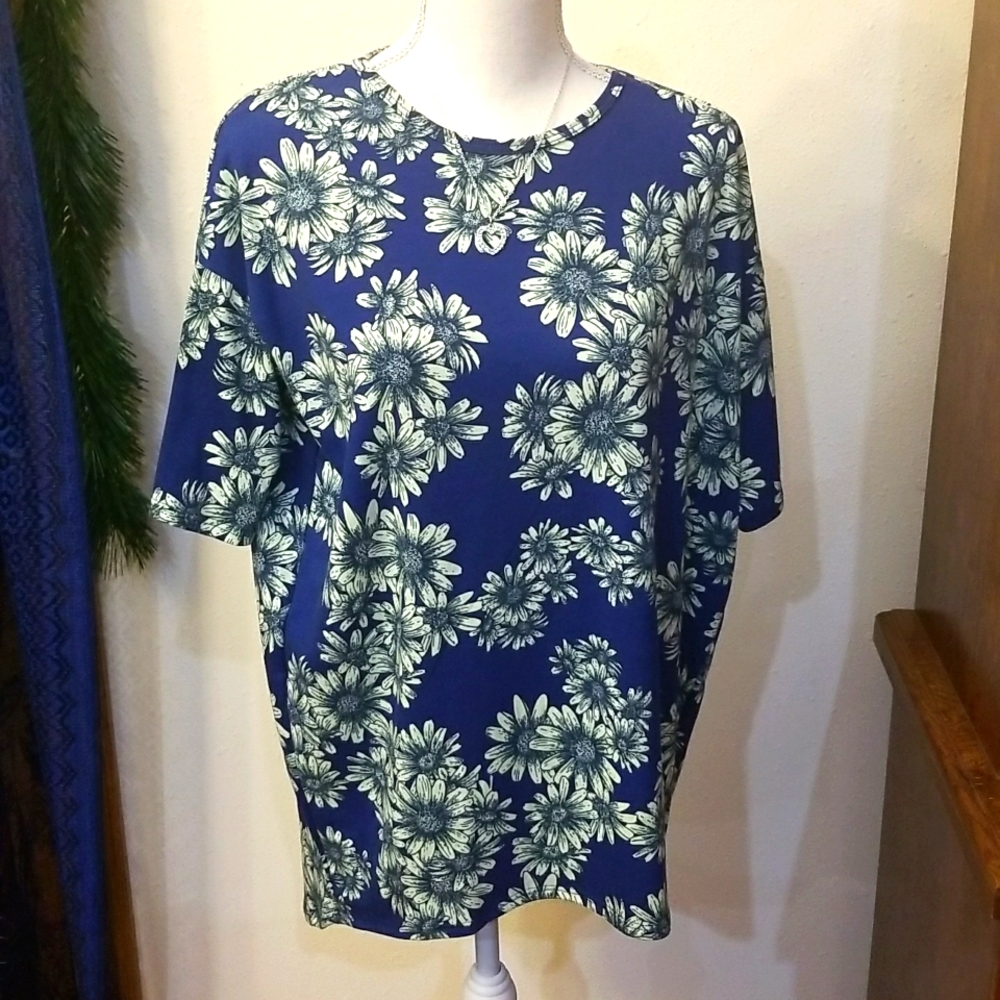 NWT LULAROE IRMA XXS